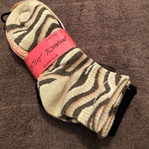 🆕🧦Betsey Johnson Quarter Socks 6 Pairs🧦